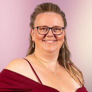 Vicki Mills